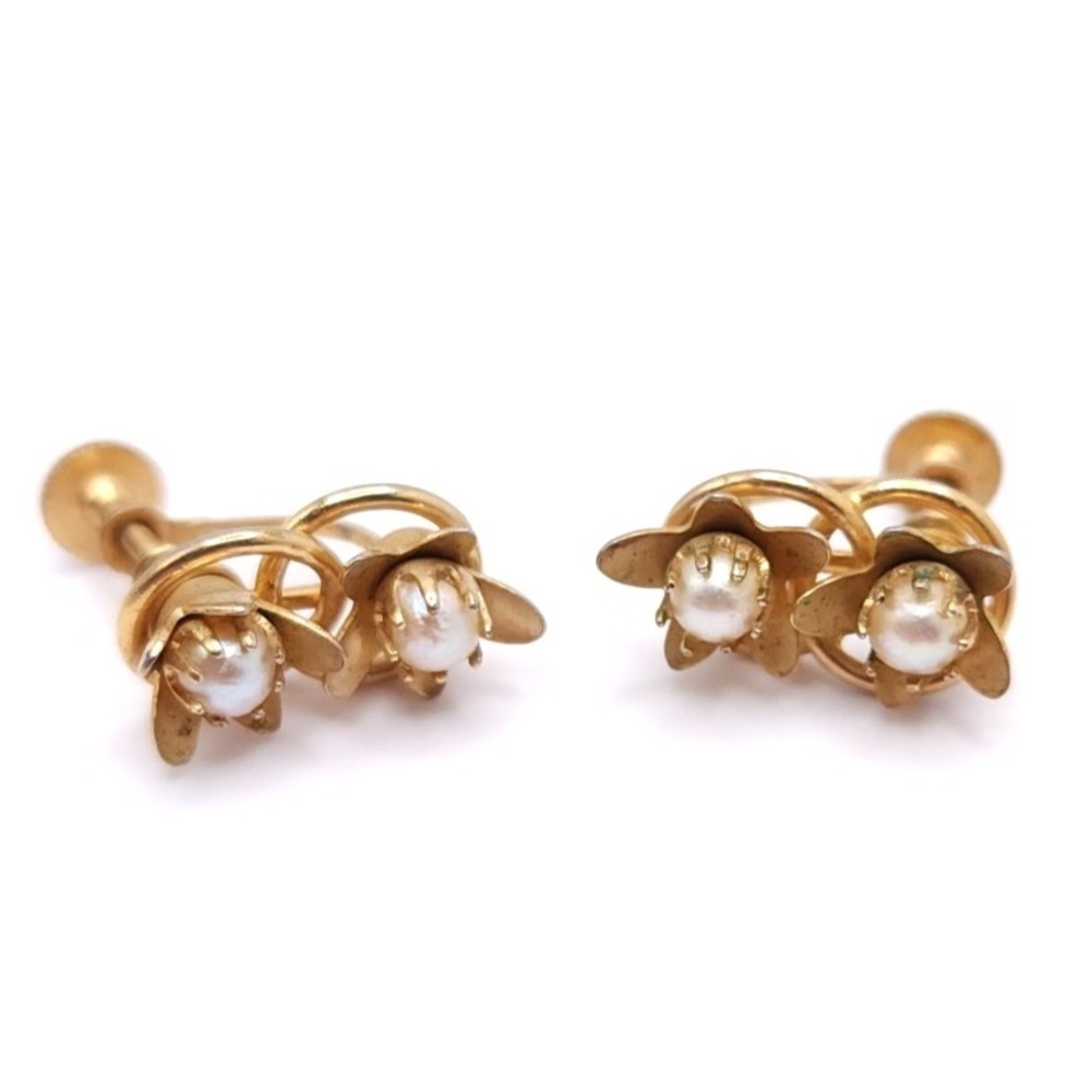 Vintage Gold Pearl‎ Flower Screw Back Earrings